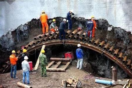 沭阳隧道钢花管支护案例